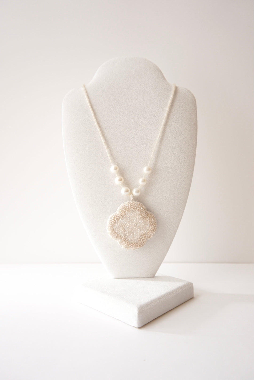 【 spring ephemeral /cristal  】necklace