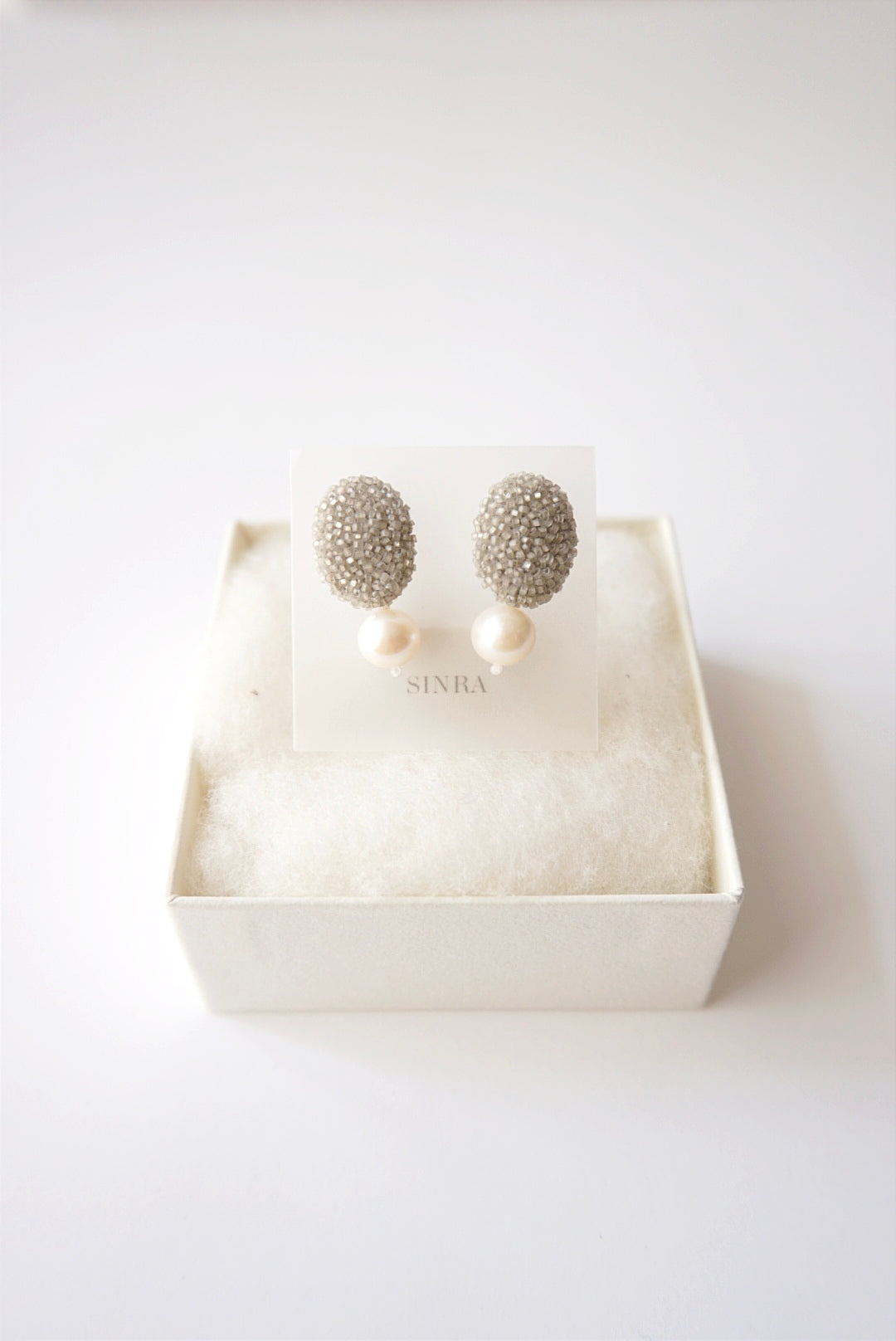 「fragment of the sand」pierced earrings-05