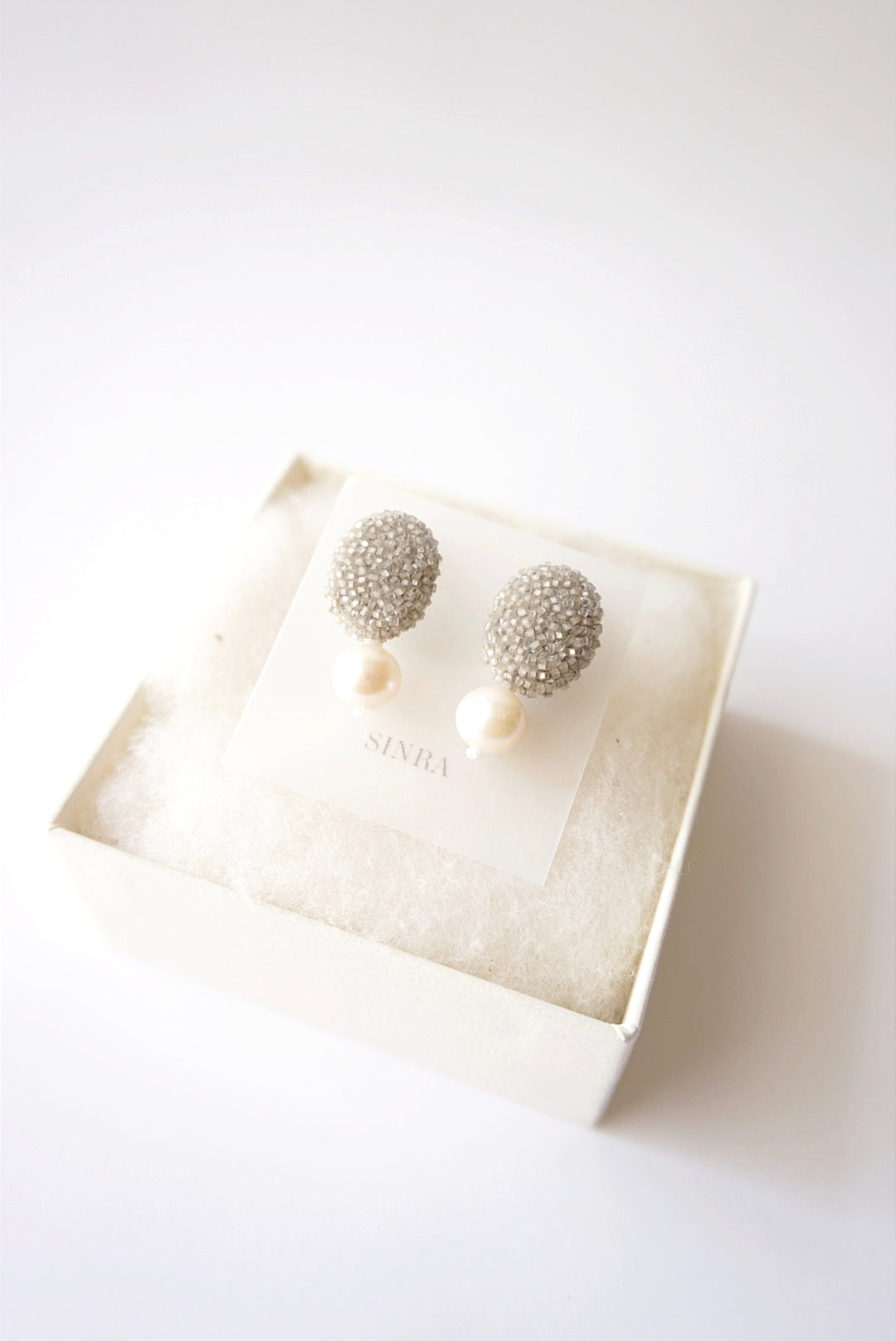 「fragment of the sand」pierced earrings-05