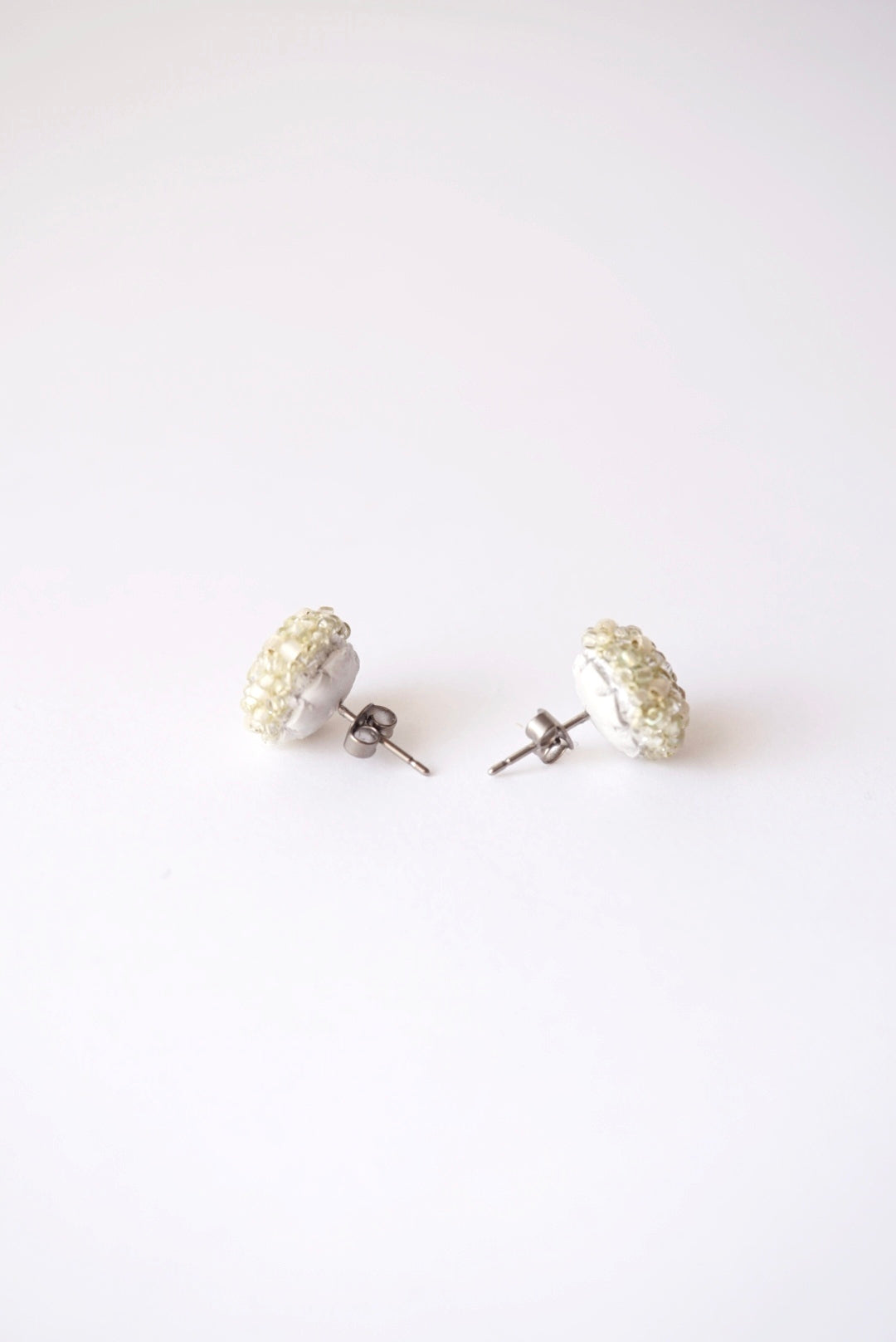 「tiny/light」pierced earrings-05