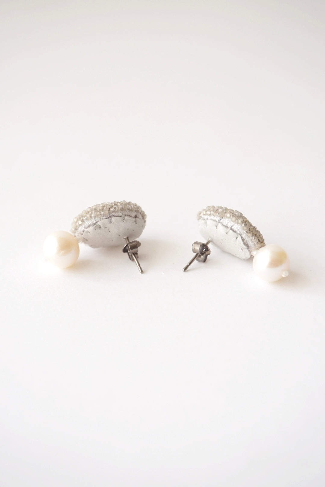 「fragment of the sand」pierced earrings-05